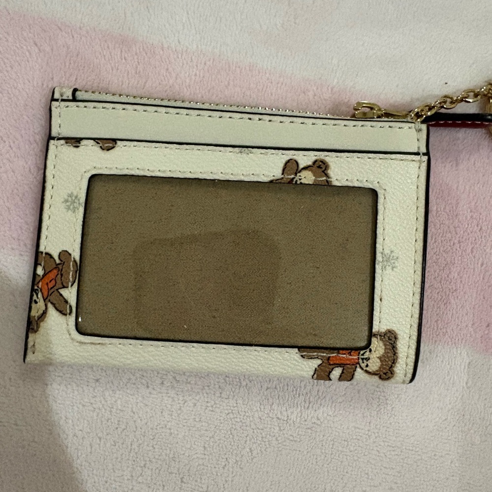 Coach White Card Holder with Winter Teddy Bear Design - Picture 2 of 3